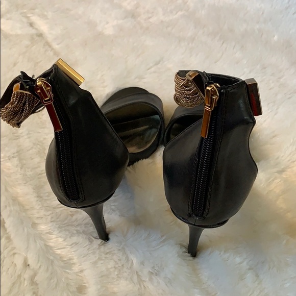 NWOT Black & Gold Open Toe Stilettos (sz 11) - Picture 3 of 4